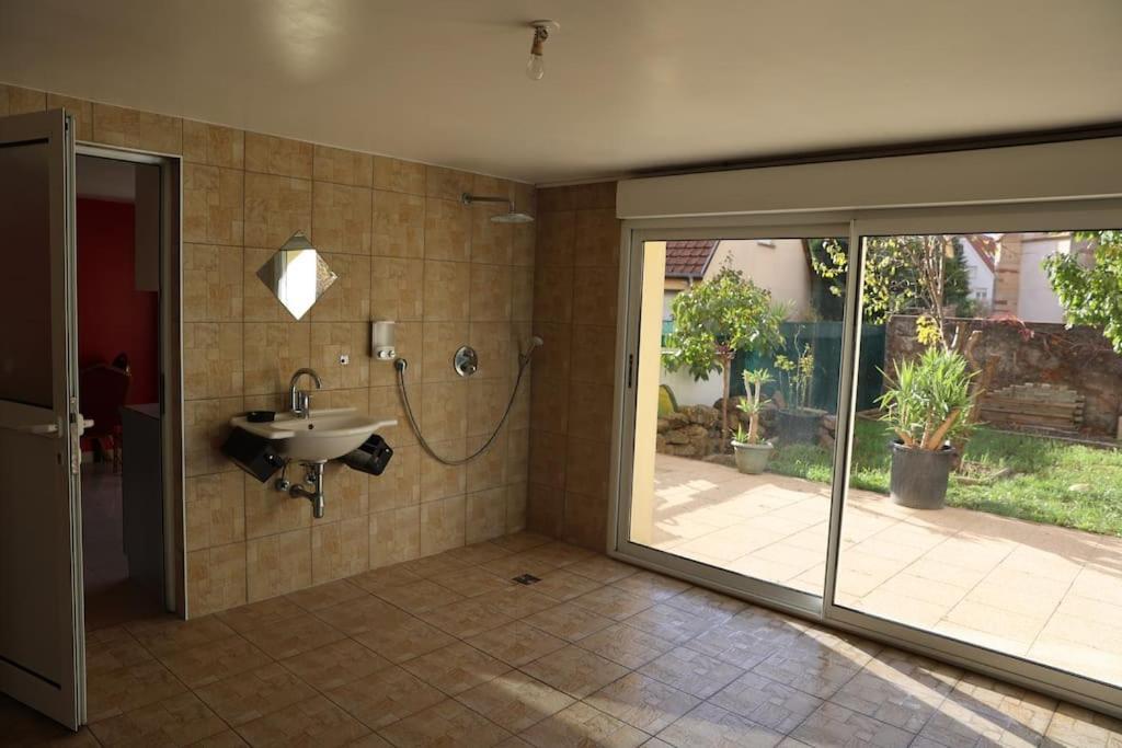 Villa Avec Piscine Interieure Holtzheim Exterior photo